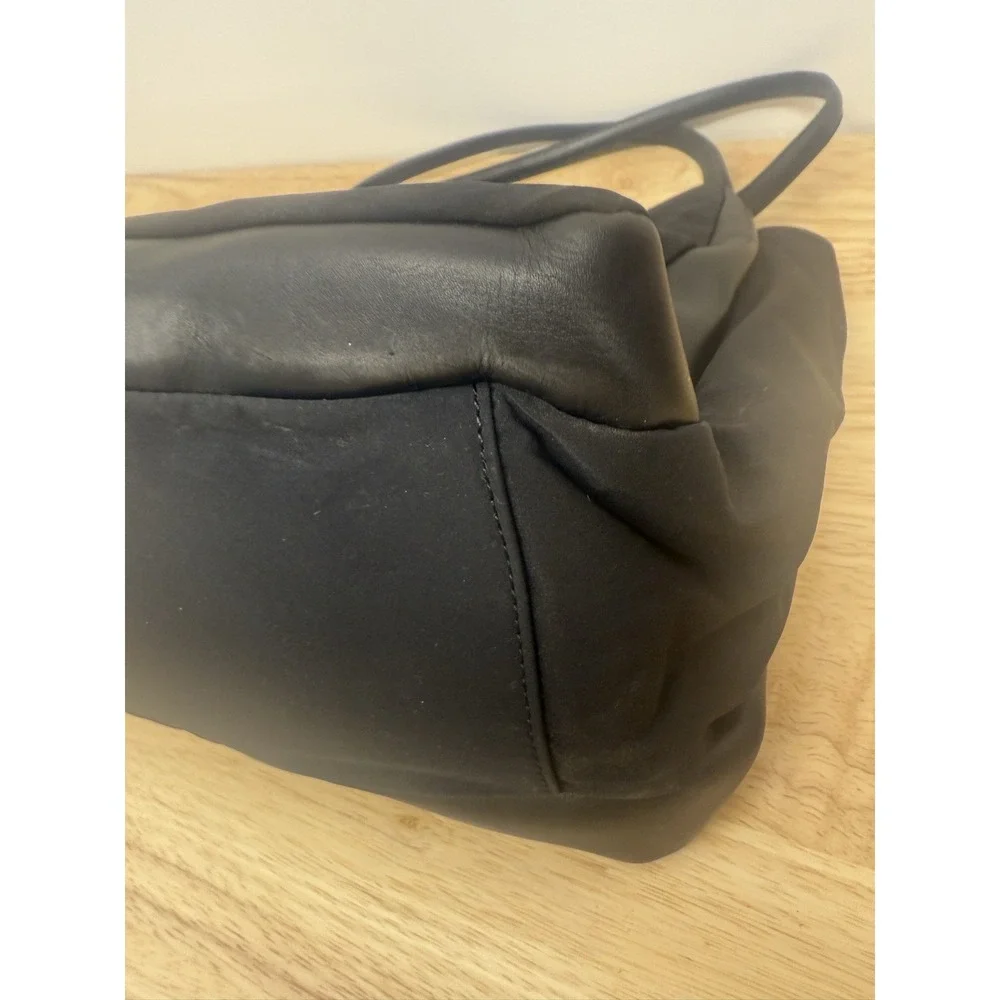 Vintage DKNY Black Zippered Y2K‎ Nylon Tote Purse Bag Double Handles #49
